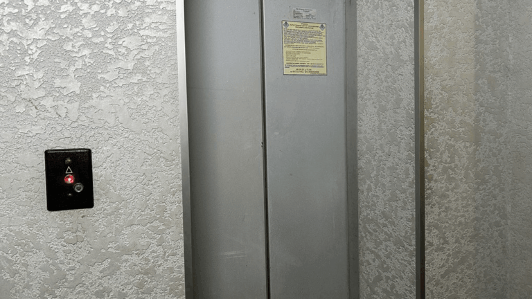 У Полтаві продовжили програму підтримки ОСББ для ремонту ліфтів