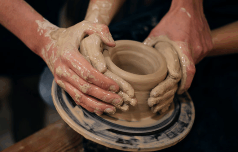 Гончарний майстер-клас у Миргороді: творча подія для всіх охочих