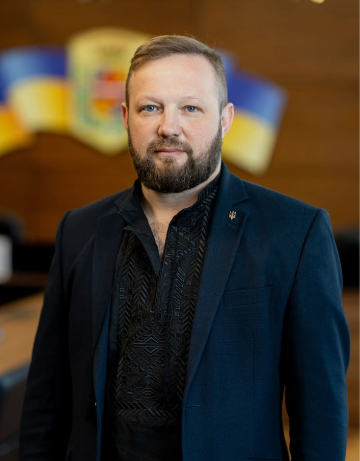 Когут Володимир Миколайович — начальник Полтавської ОВА